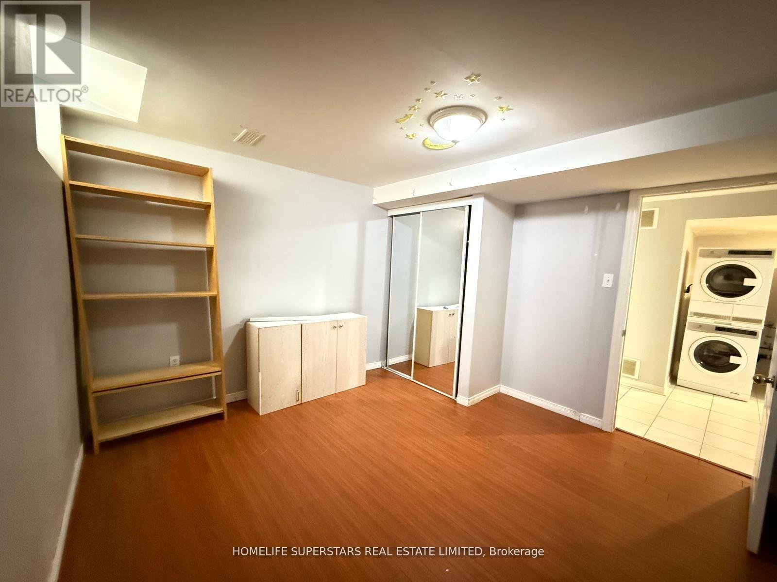 5207 Brookwood ( Bsmt) Court, Mississauga, Ontario  L5V 2N8 - Photo 11 - W12725864