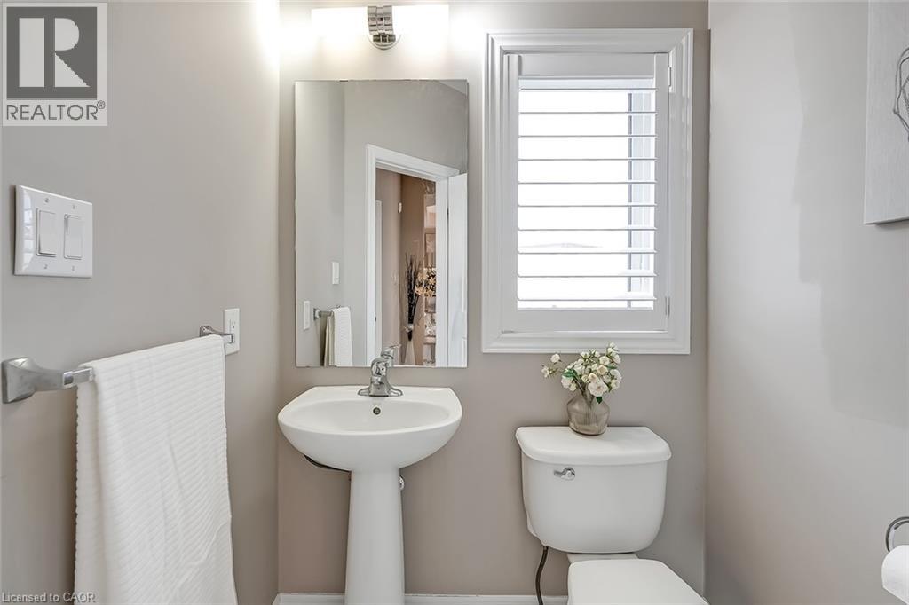 168 Echovalley Drive, Stoney Creek, Ontario  L8J 0H2 - Photo 8 - 40800274