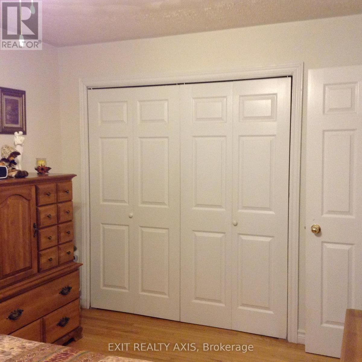 11 & 13 Bayview Crescent, Smiths Falls, Ontario  K7A 5B8 - Photo 25 - X12407426