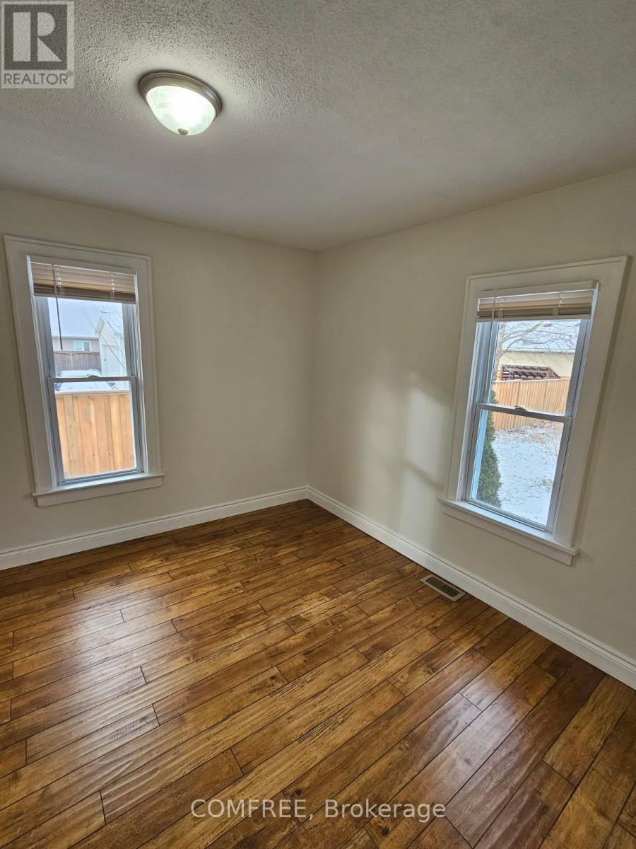 4360 Petrolia Line, Petrolia, Ontario  N0N 1R0 - Photo 10 - X12703568