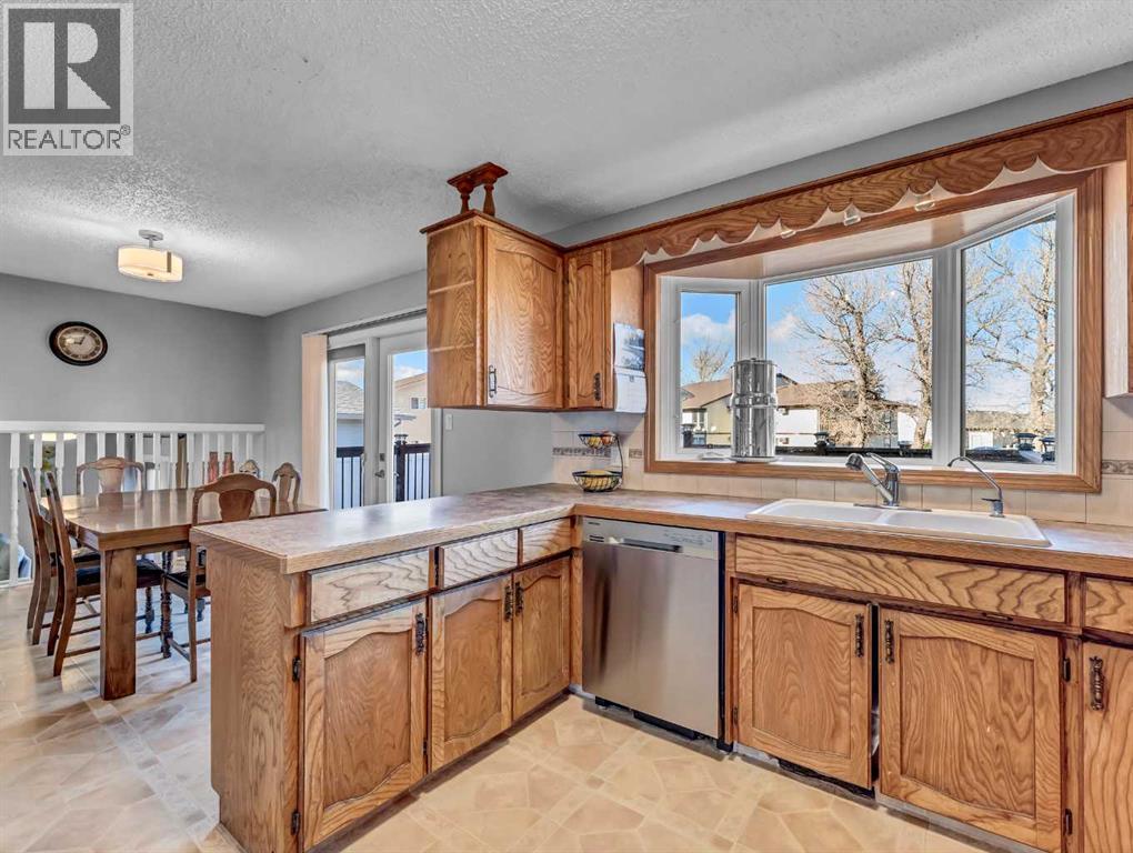 114 Centennial Park Crescent E, Bow Island, Alberta  T0K 0G0 - Photo 13 - A2279697