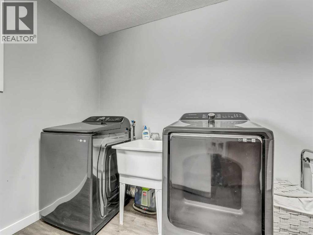 114 Centennial Park Crescent E, Bow Island, Alberta  T0K 0G0 - Photo 26 - A2279697