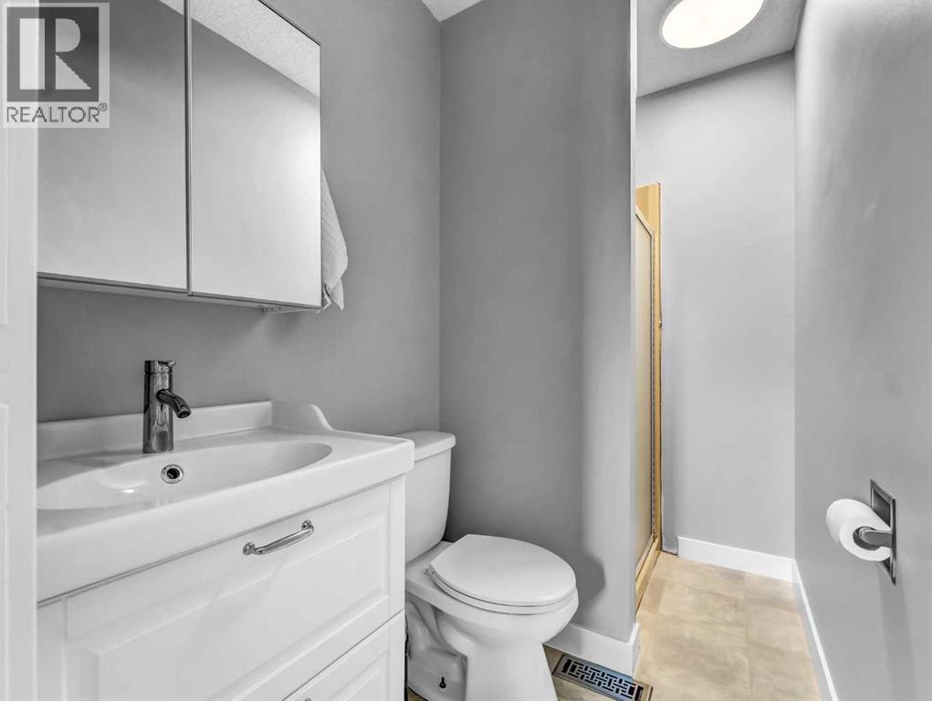 114 Centennial Park Crescent E, Bow Island, Alberta  T0K 0G0 - Photo 35 - A2279697