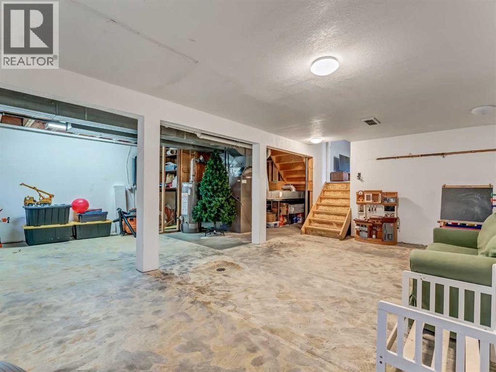 114 Centennial Park Crescent E, Bow Island, Alberta  T0K 0G0 - Photo 36 - A2279697