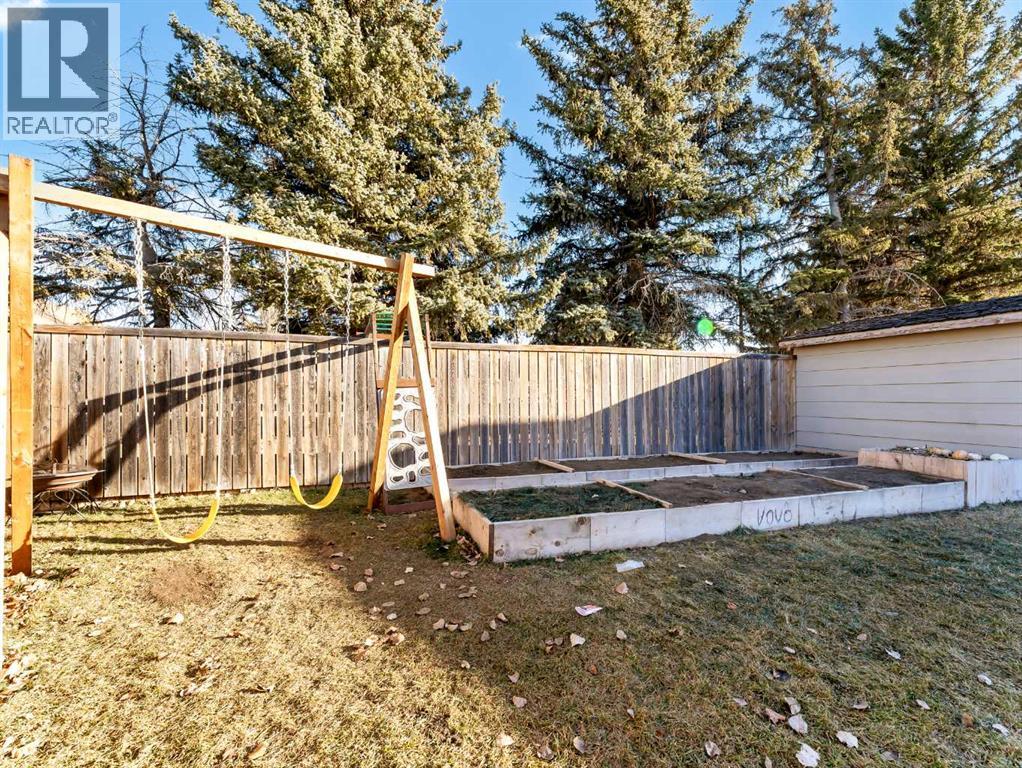 114 Centennial Park Crescent E, Bow Island, Alberta  T0K 0G0 - Photo 50 - A2279697