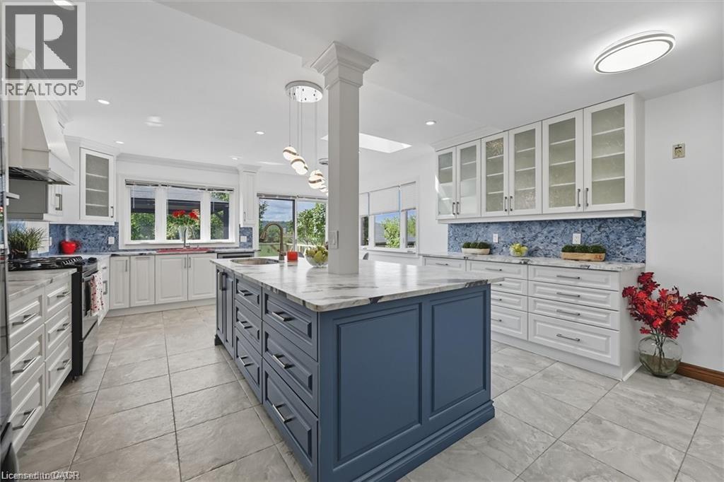 729 Winston Road, Grimsby, Ontario  L3M 4E8 - Photo 11 - 40800406