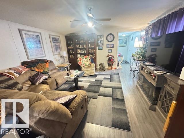 138 Evergreen Dr Nw Nw, Edmonton, Alberta  T5Y 4M2 - Photo 8 - E4470923