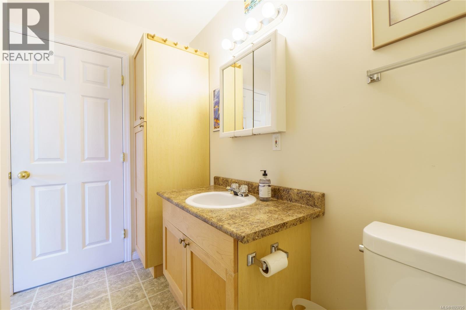 2 1553 Larch Rd, Ucluelet, British Columbia  V0R 3A0 - Photo 34 - 1023725