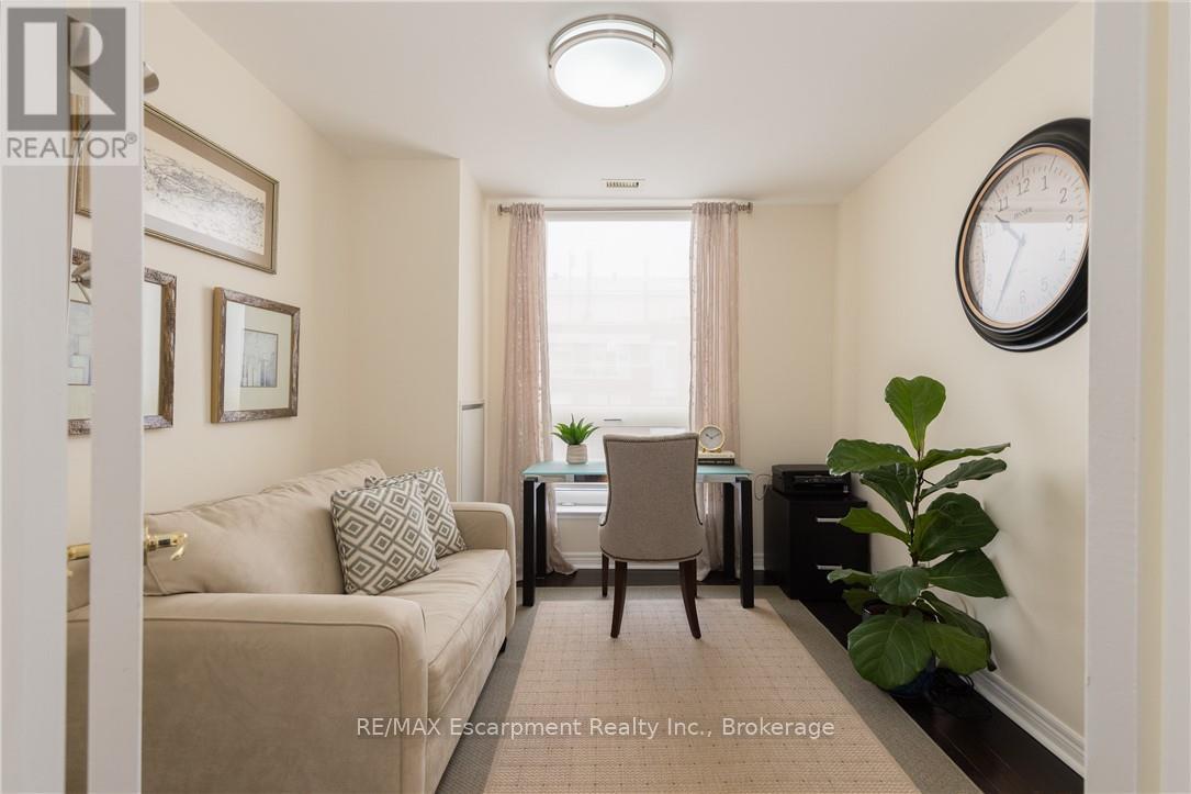 Ph8 - 50 Old Mill Road, Oakville, Ontario  L6J 7W1 - Photo 11 - W12725872