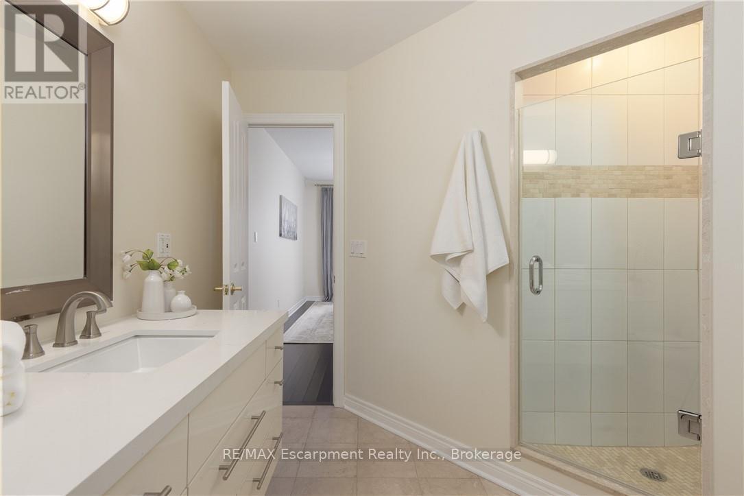 Ph8 - 50 Old Mill Road, Oakville, Ontario  L6J 7W1 - Photo 18 - W12725872