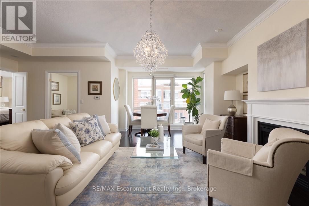 Ph8 - 50 Old Mill Road, Oakville, Ontario  L6J 7W1 - Photo 6 - W12725872