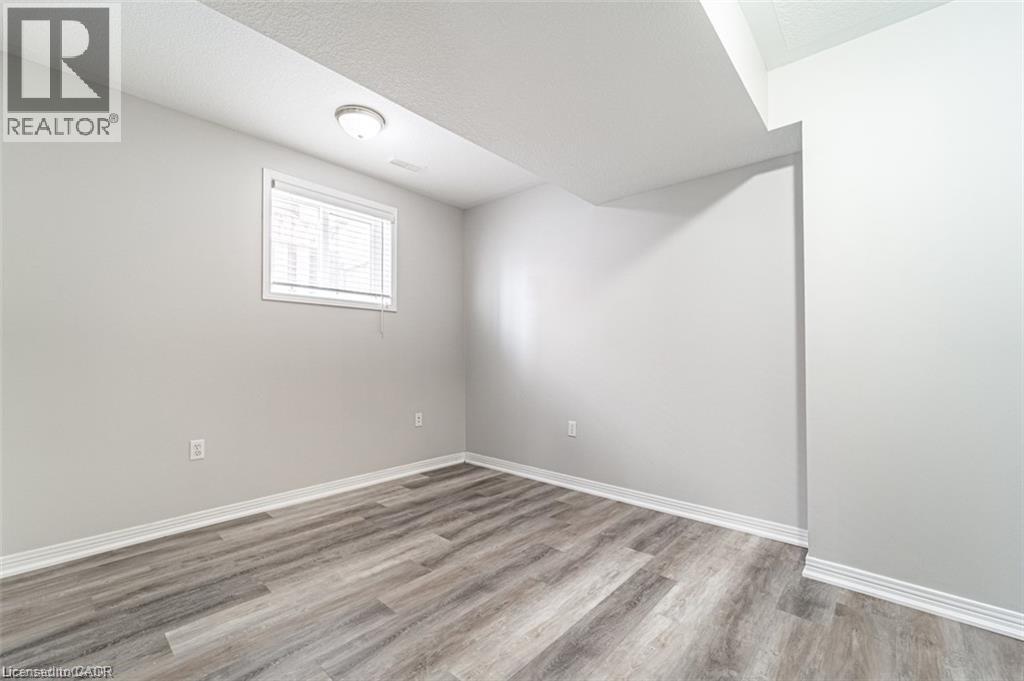 12 Shadetree Crescent, Stoney Creek, Ontario  L8J 3X2 - Photo 24 - 40800305