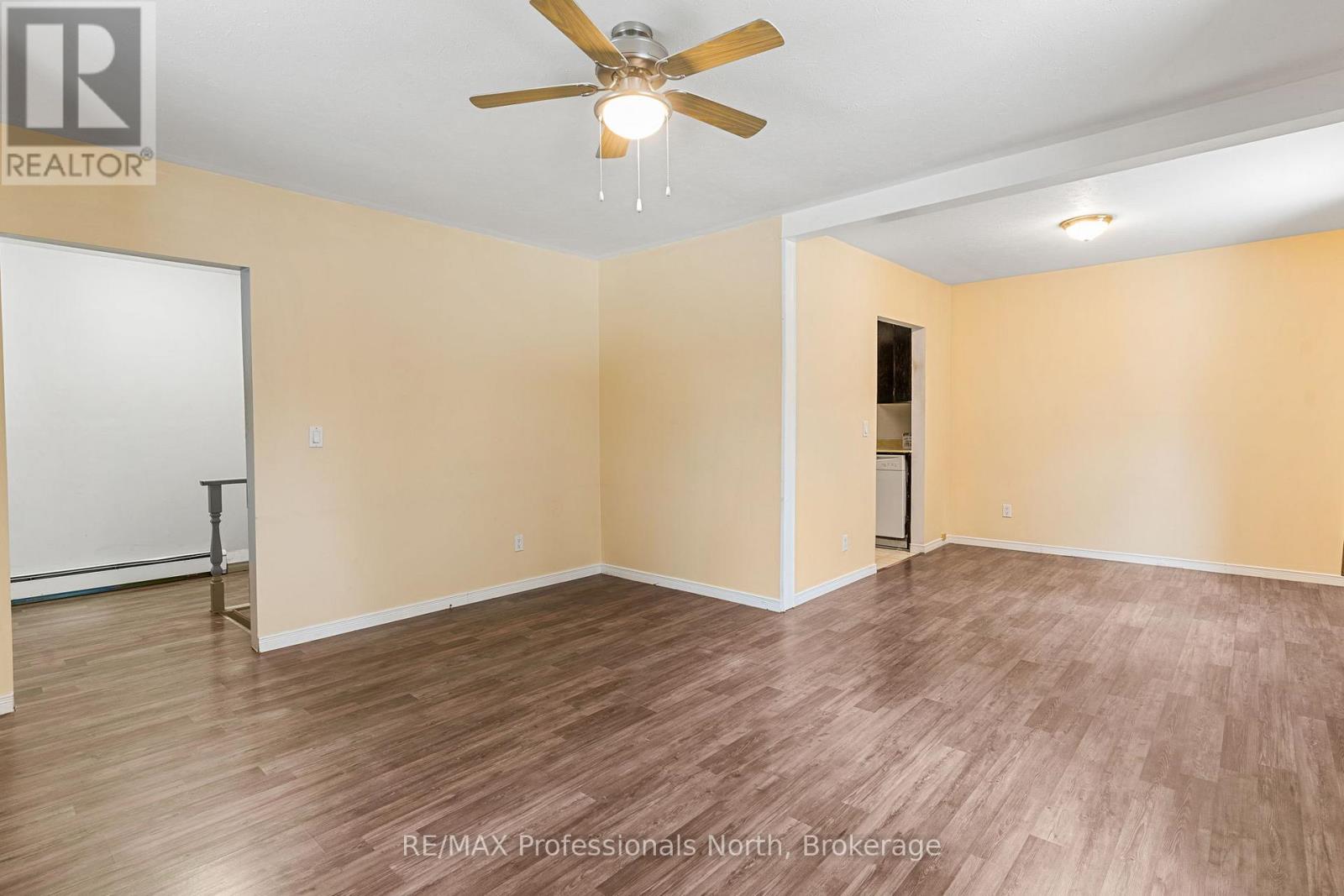 73 Invergordon Avenue, Minden Hills, Ontario  K0M 2K0 - Photo 10 - X12725890