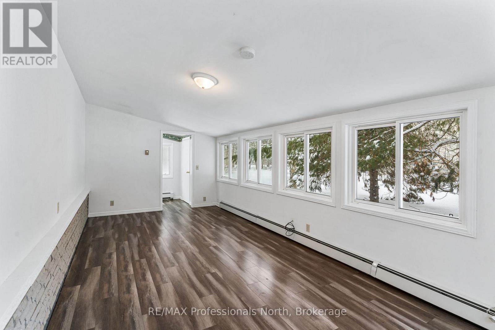 73 Invergordon Avenue, Minden Hills, Ontario  K0M 2K0 - Photo 15 - X12725890