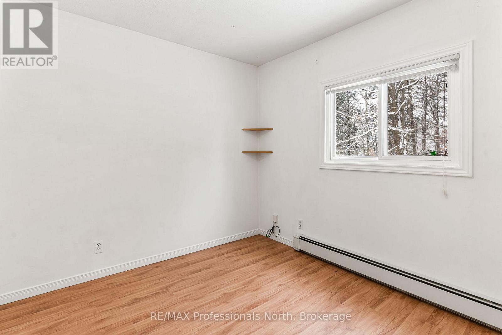 73 Invergordon Avenue, Minden Hills, Ontario  K0M 2K0 - Photo 23 - X12725890