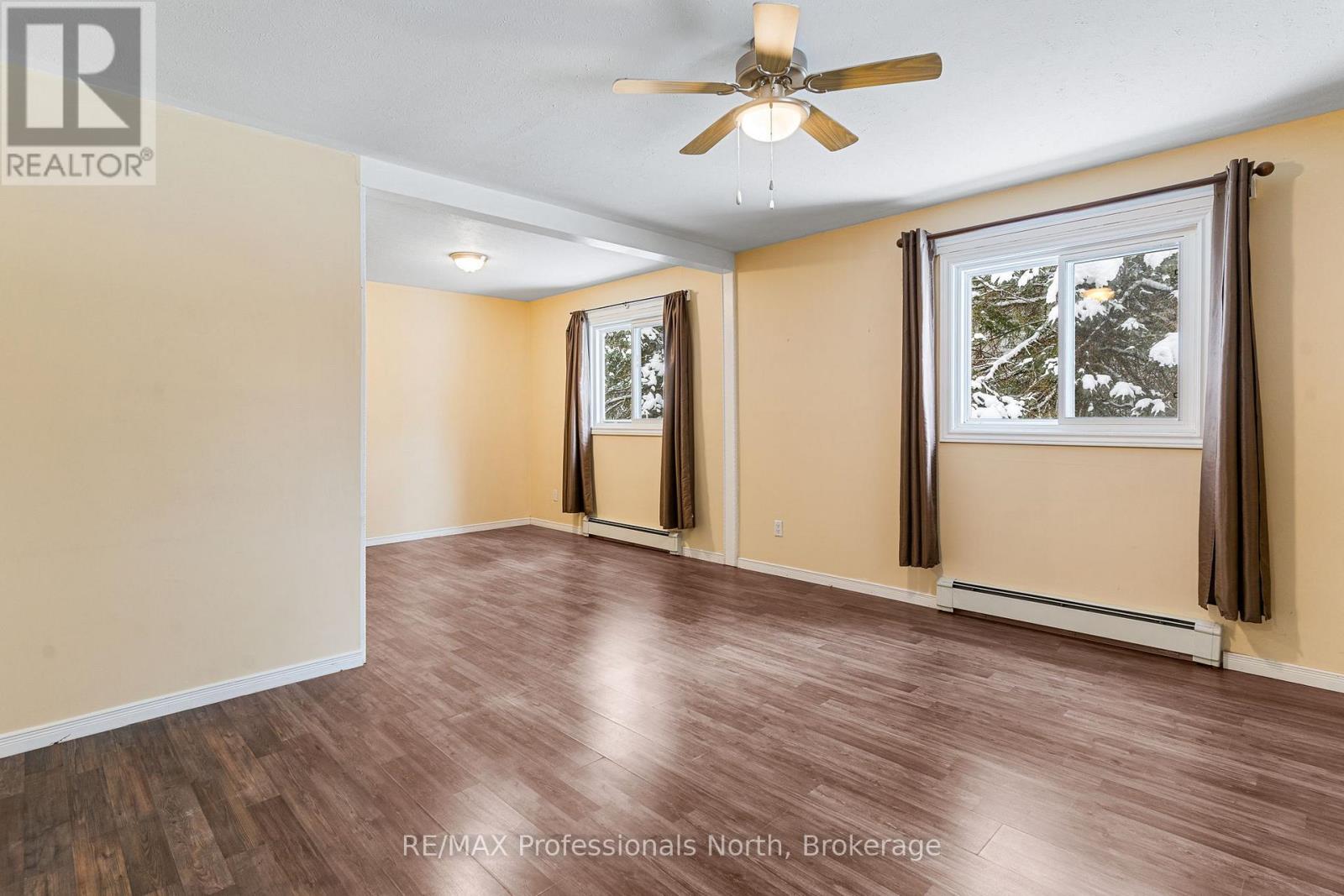 73 Invergordon Avenue, Minden Hills, Ontario  K0M 2K0 - Photo 8 - X12725890