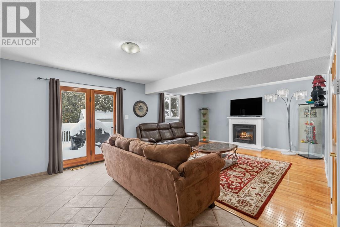 22 Shawn Street, Azilda, Ontario  P0M 1B0 - Photo 24 - 2126175