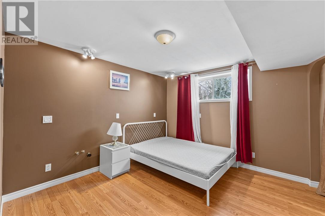 22 Shawn Street, Azilda, Ontario  P0M 1B0 - Photo 33 - 2126175