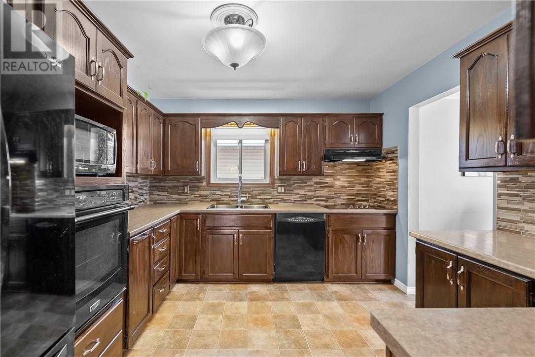 22 Shawn Street, Azilda, Ontario  P0M 1B0 - Photo 8 - 2126175