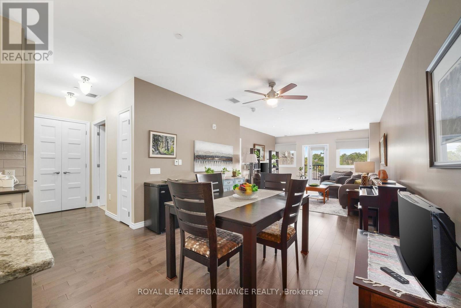 405 - 199 Front Street E, Belleville, Ontario  K8N 5H5 - Photo 14 - X12725896