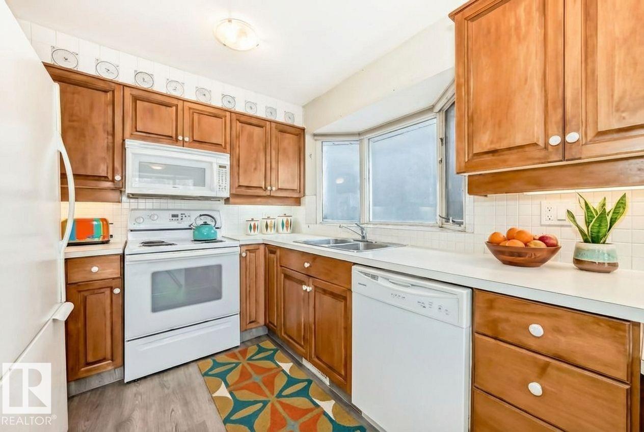 7809 116 St Nw, Edmonton, Alberta  T6G 1P5 - Photo 11 - E4470073