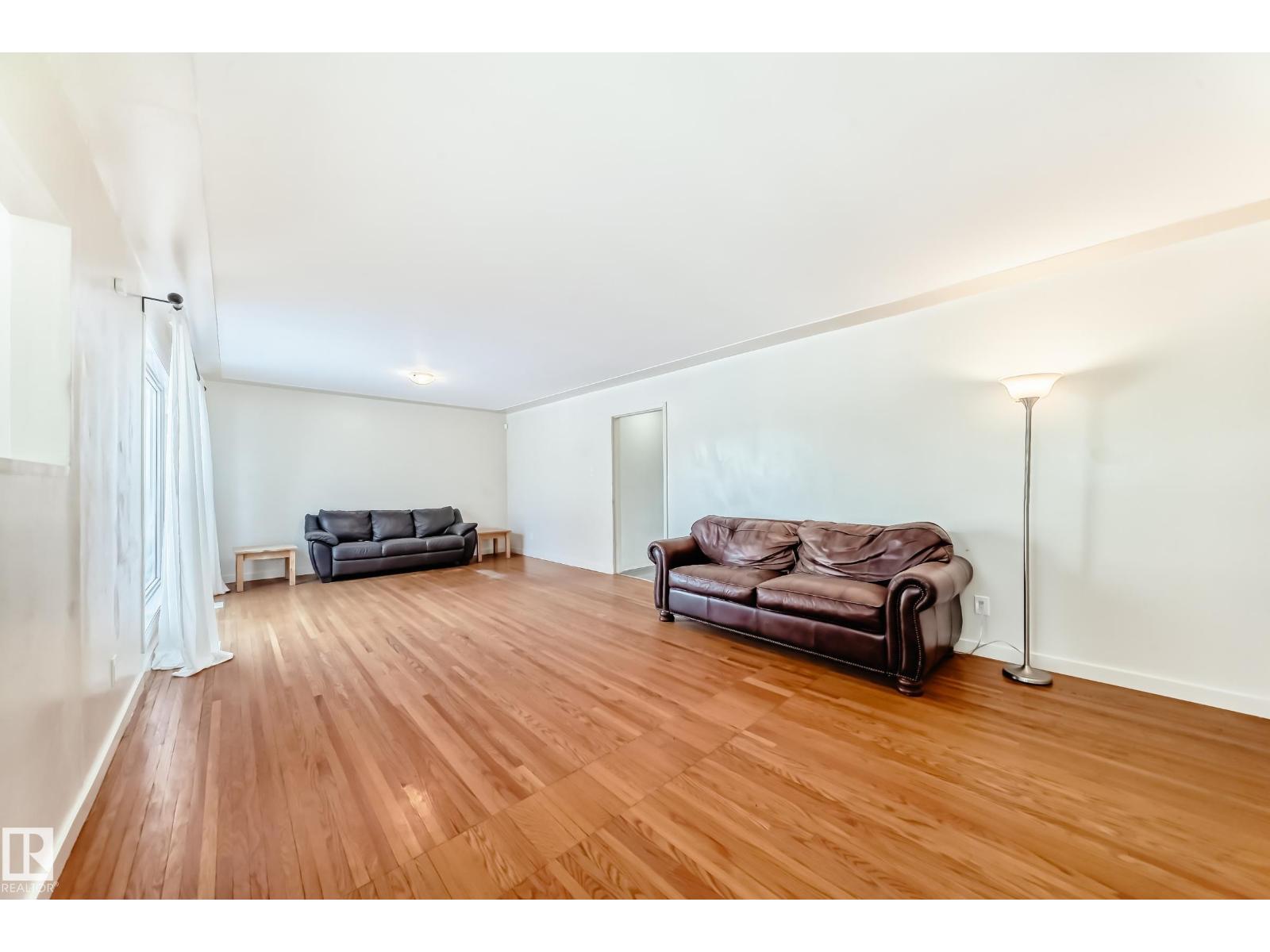 7809 116 St Nw, Edmonton, Alberta  T6G 1P5 - Photo 19 - E4470073