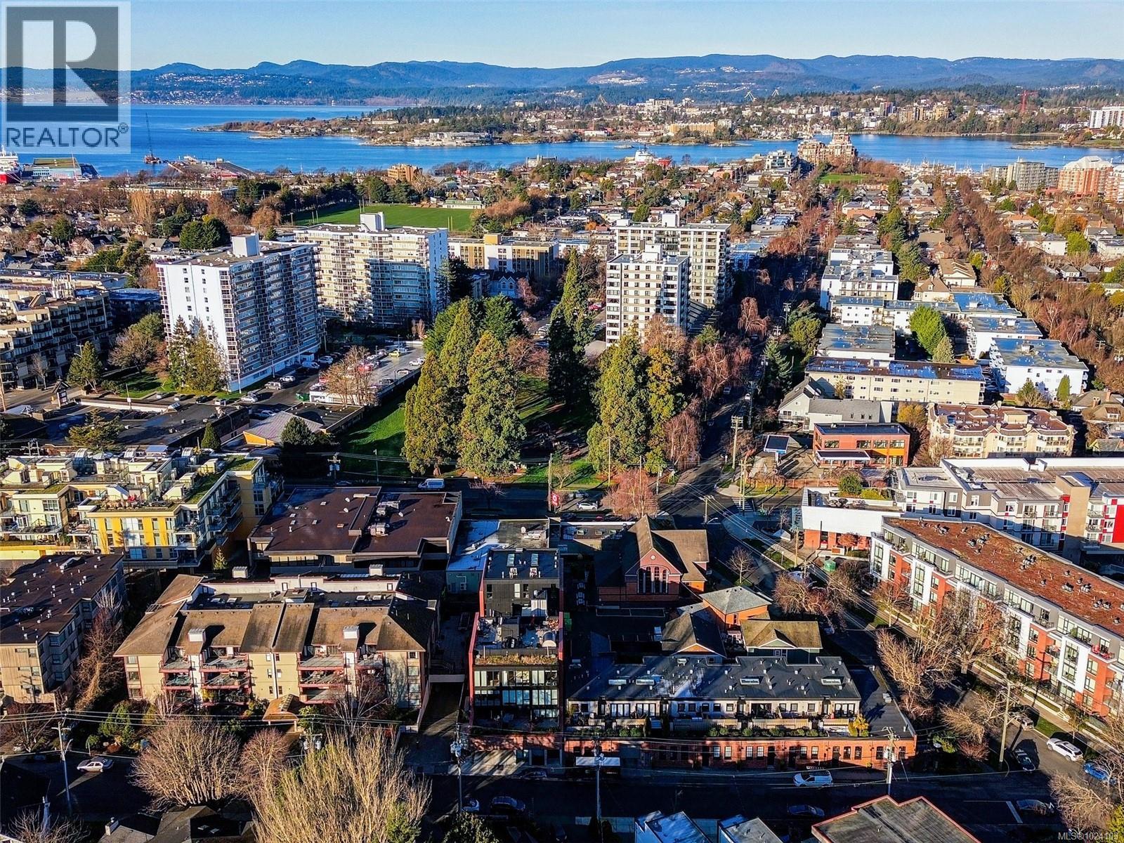 203 430 Parry St, Victoria, British Columbia  V8V 2H7 - Photo 38 - 1024103