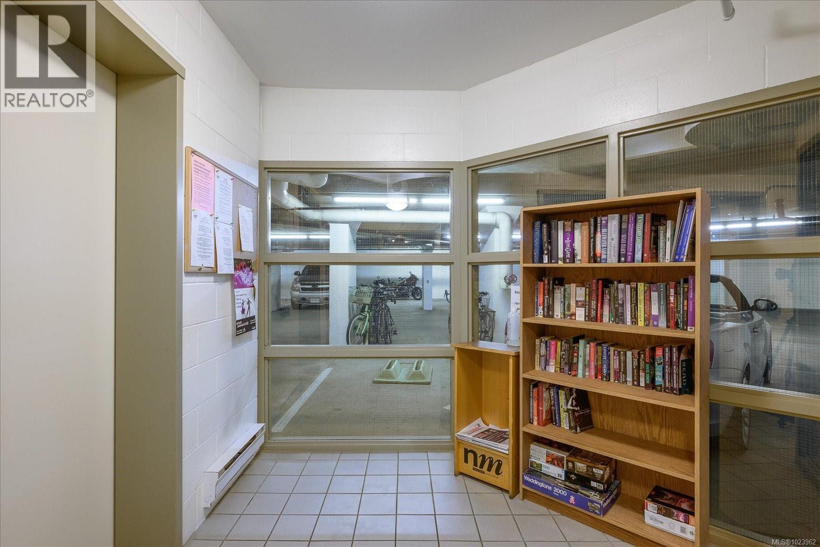 405 150 Promenade Dr, Nanaimo, British Columbia  V9R 6M6 - Photo 33 - 1023962