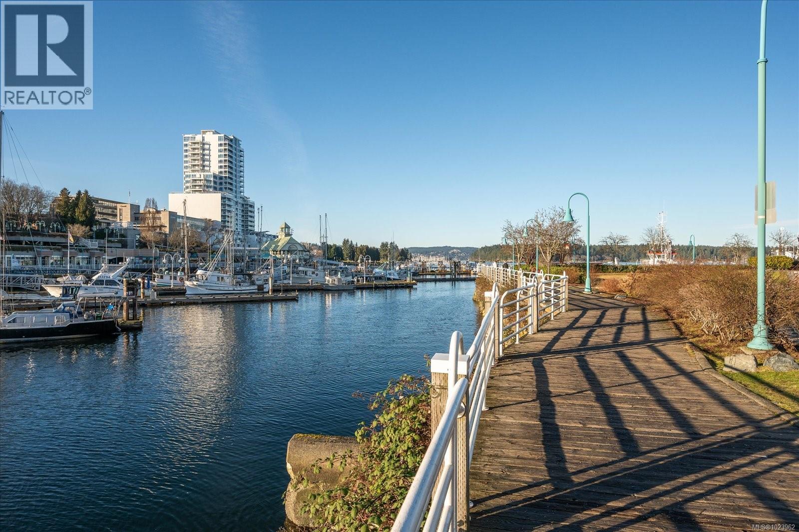 405 150 Promenade Dr, Nanaimo, British Columbia  V9R 6M6 - Photo 35 - 1023962