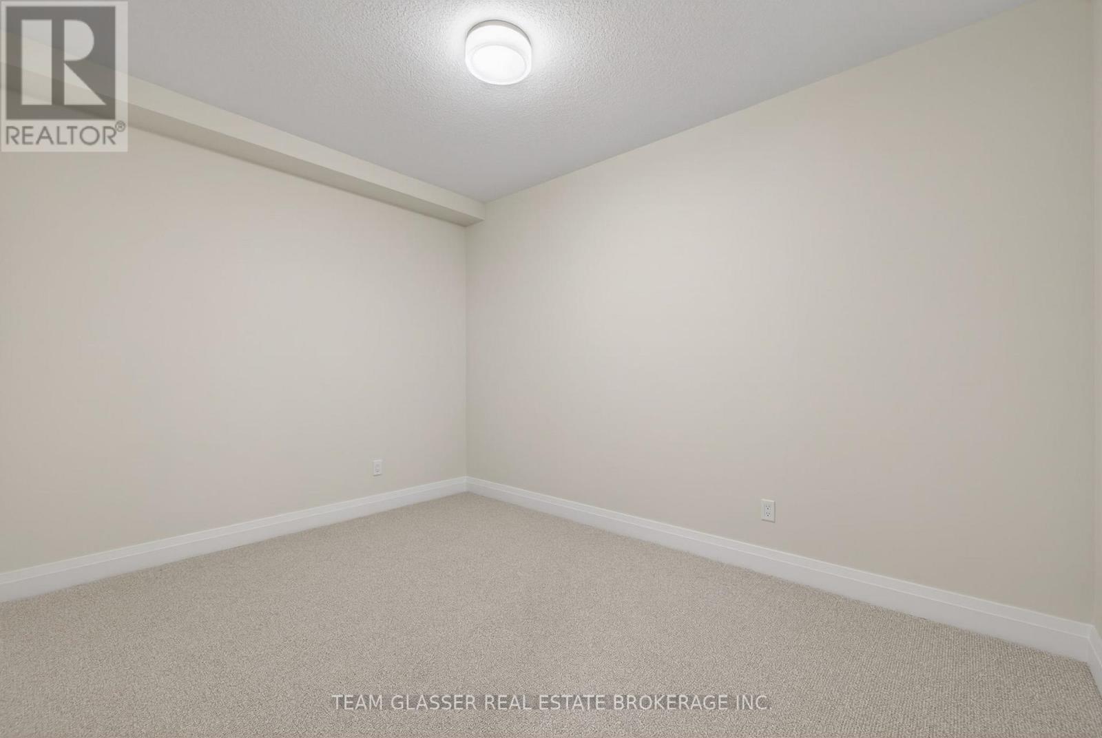 28 Dearing Drive, South Huron, Ontario  N0M 1T0 - Photo 27 - X12725908