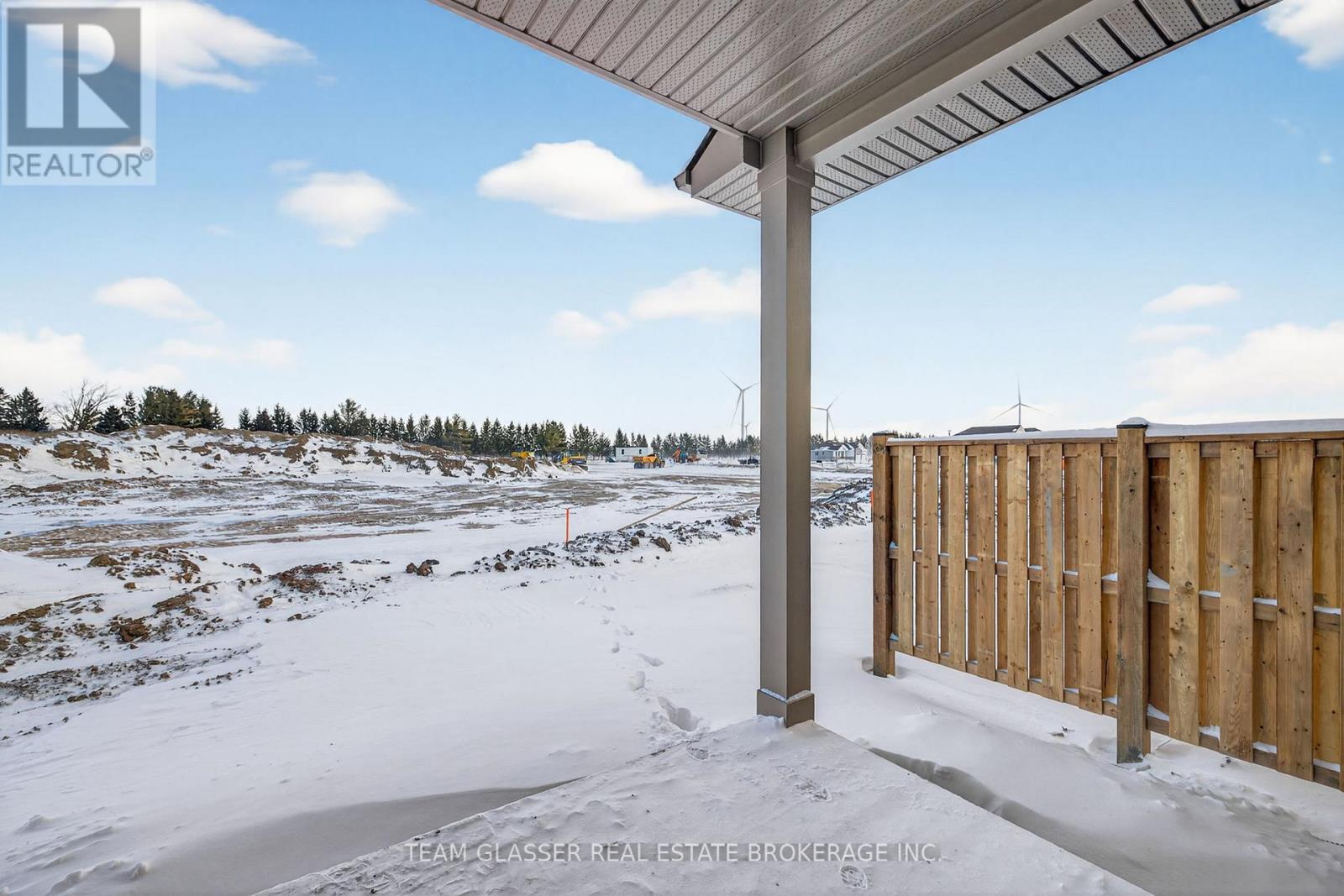 28 Dearing Drive, South Huron, Ontario  N0M 1T0 - Photo 38 - X12725908