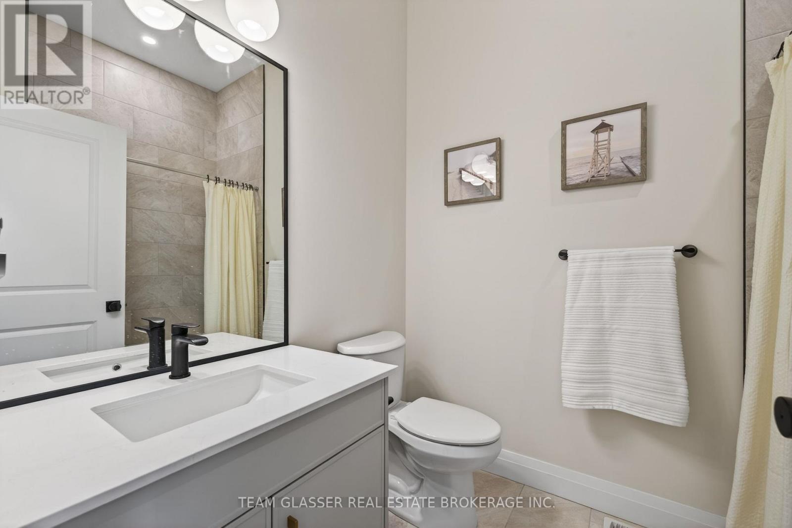 28 Dearing Drive, South Huron, Ontario  N0M 1T0 - Photo 9 - X12725908