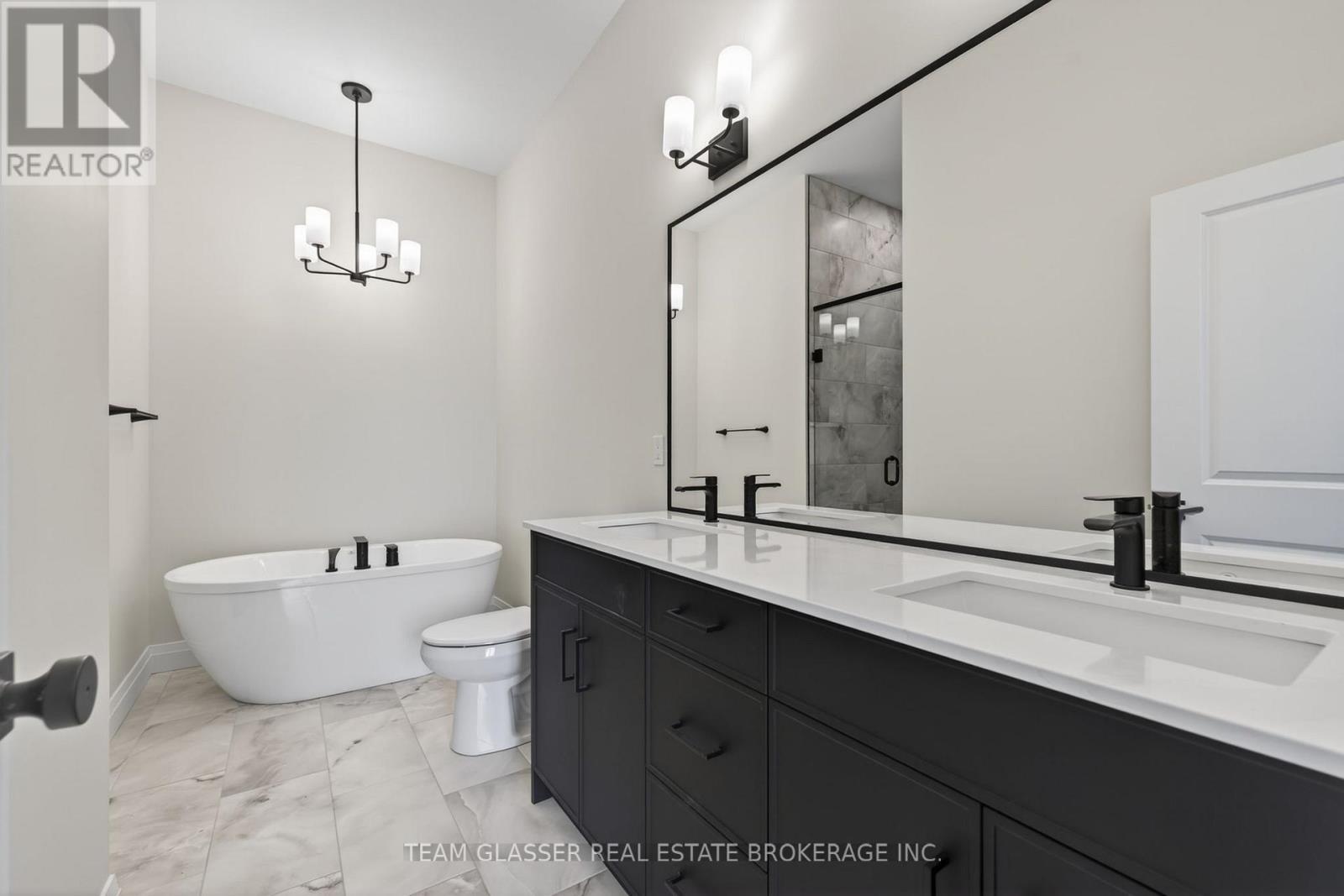 22 Dearing Drive, South Huron, Ontario  N0M 1T0 - Photo 22 - X12725926