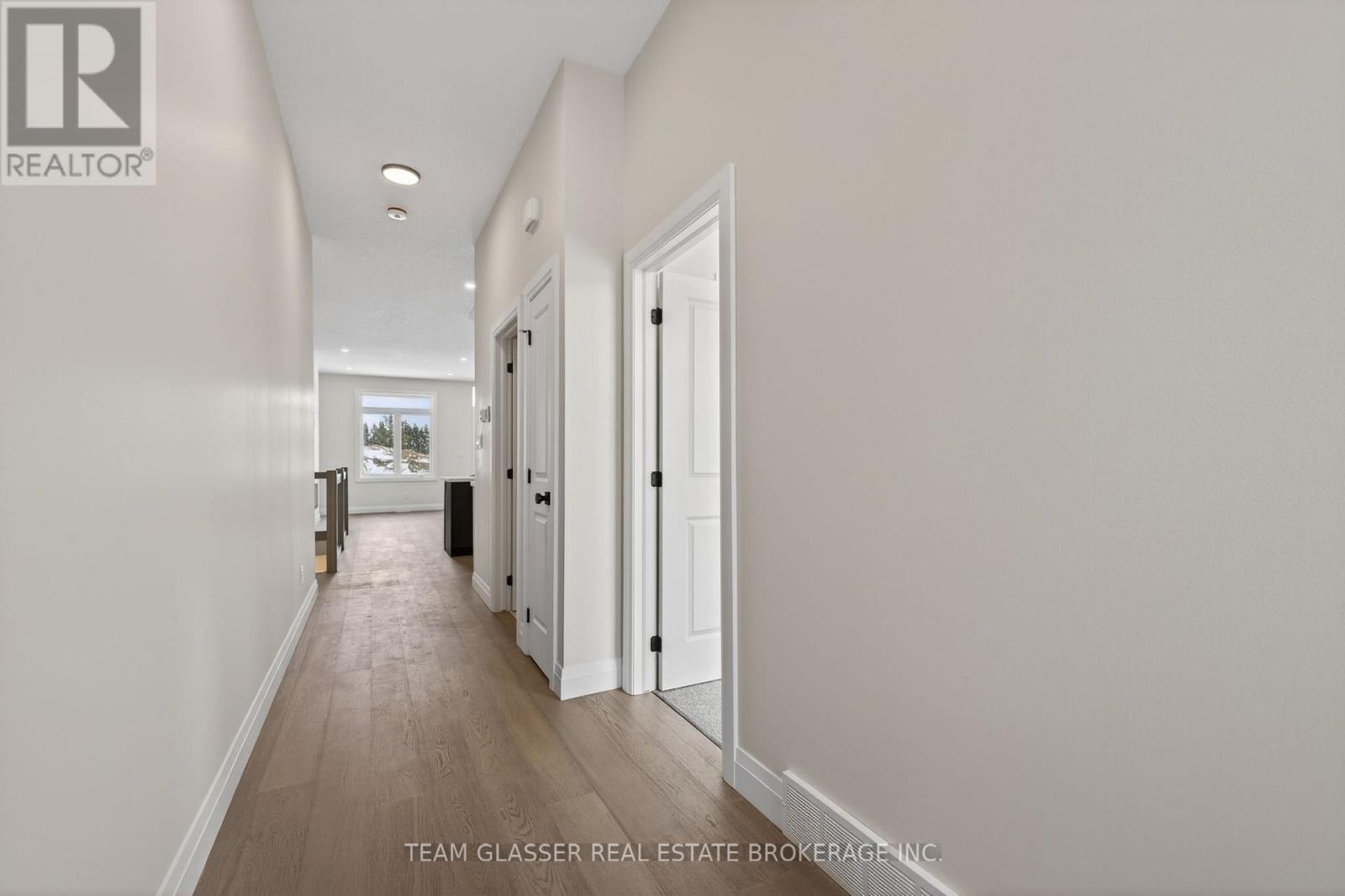 22 Dearing Drive, South Huron, Ontario  N0M 1T0 - Photo 3 - X12725926