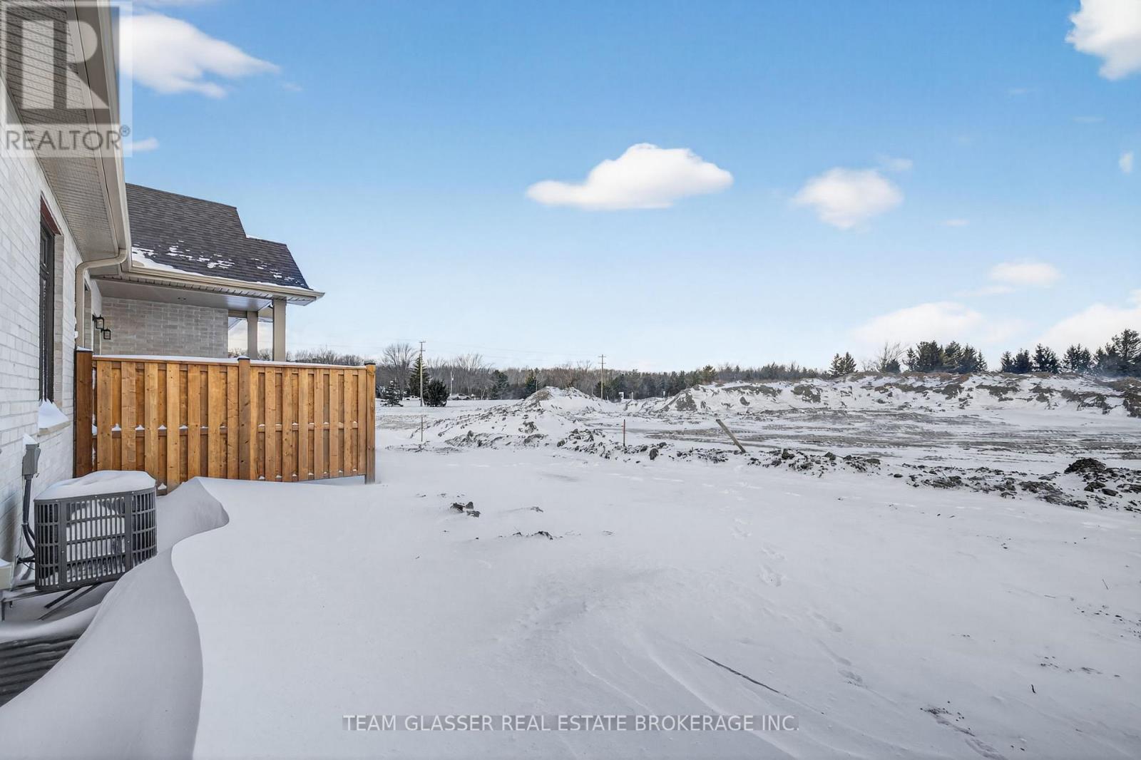 22 Dearing Drive, South Huron, Ontario  N0M 1T0 - Photo 35 - X12725926