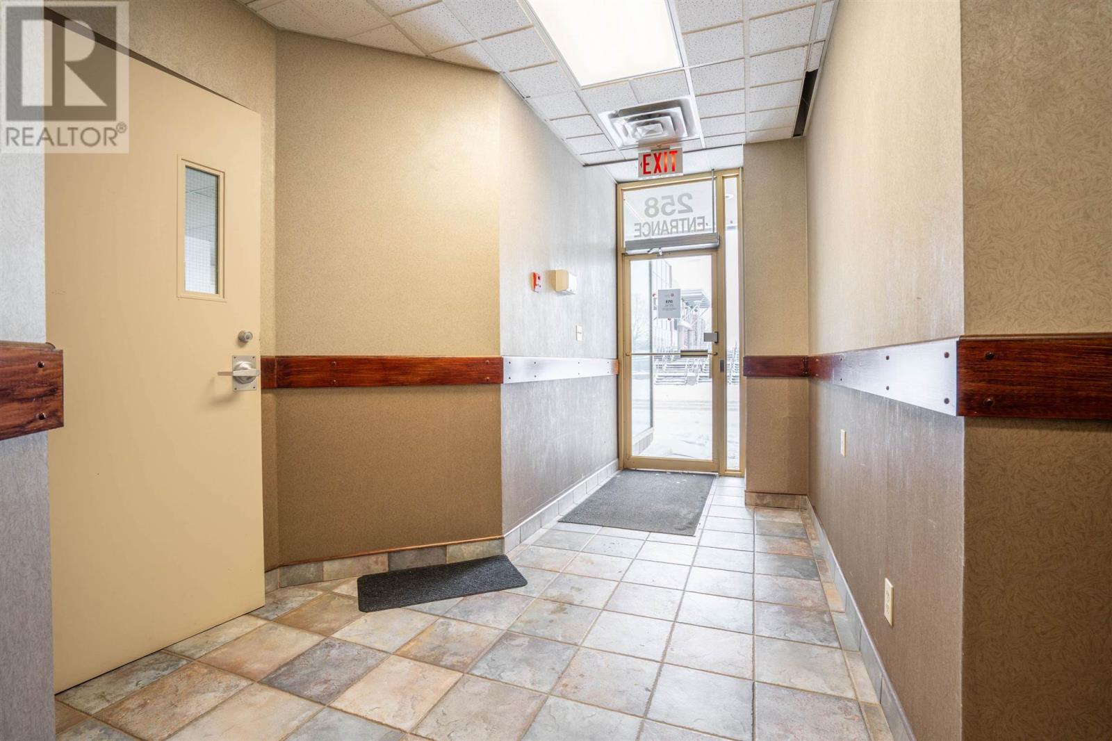 258 Queen St, Sault Ste. Marie, Ontario  P6A 1Y7 - Photo 17 - SM260160