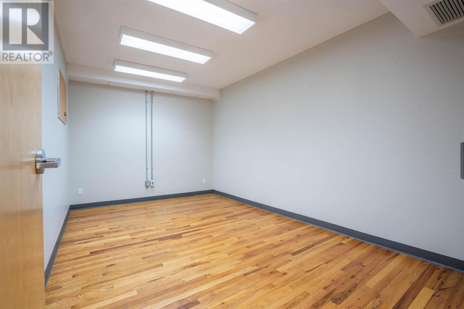 258 Queen St, Sault Ste. Marie, Ontario  P6A 1Y7 - Photo 26 - SM260160