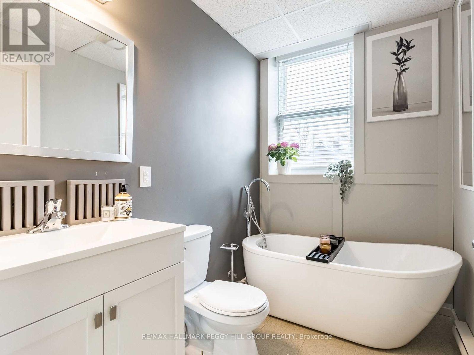 5273 County Road 9, Clearview, Ontario  L0M 1N0 - Photo 33 - S12601416