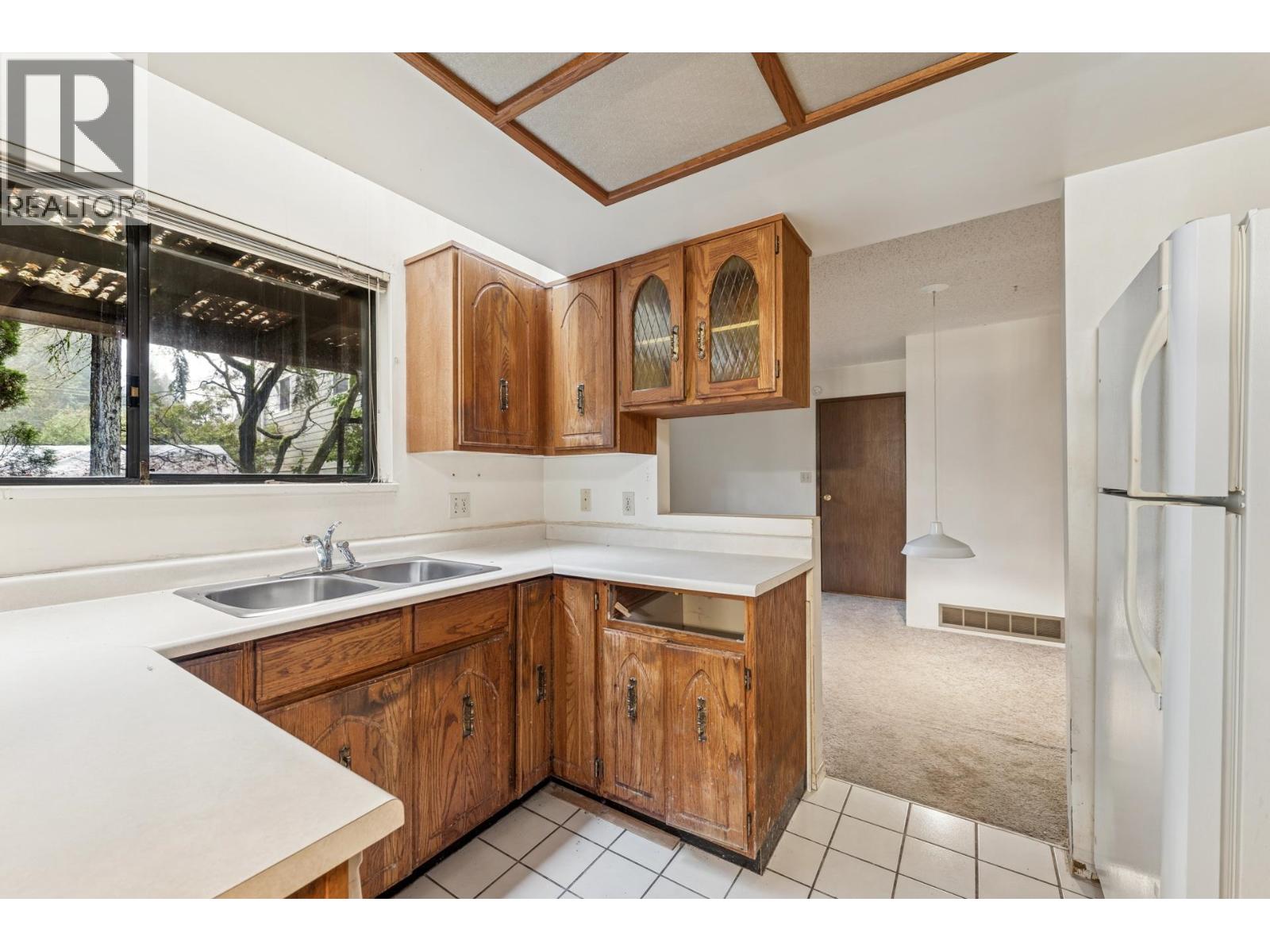 1494 Ross Road, North Vancouver, British Columbia  V7J 1V2 - Photo 14 - R3082677