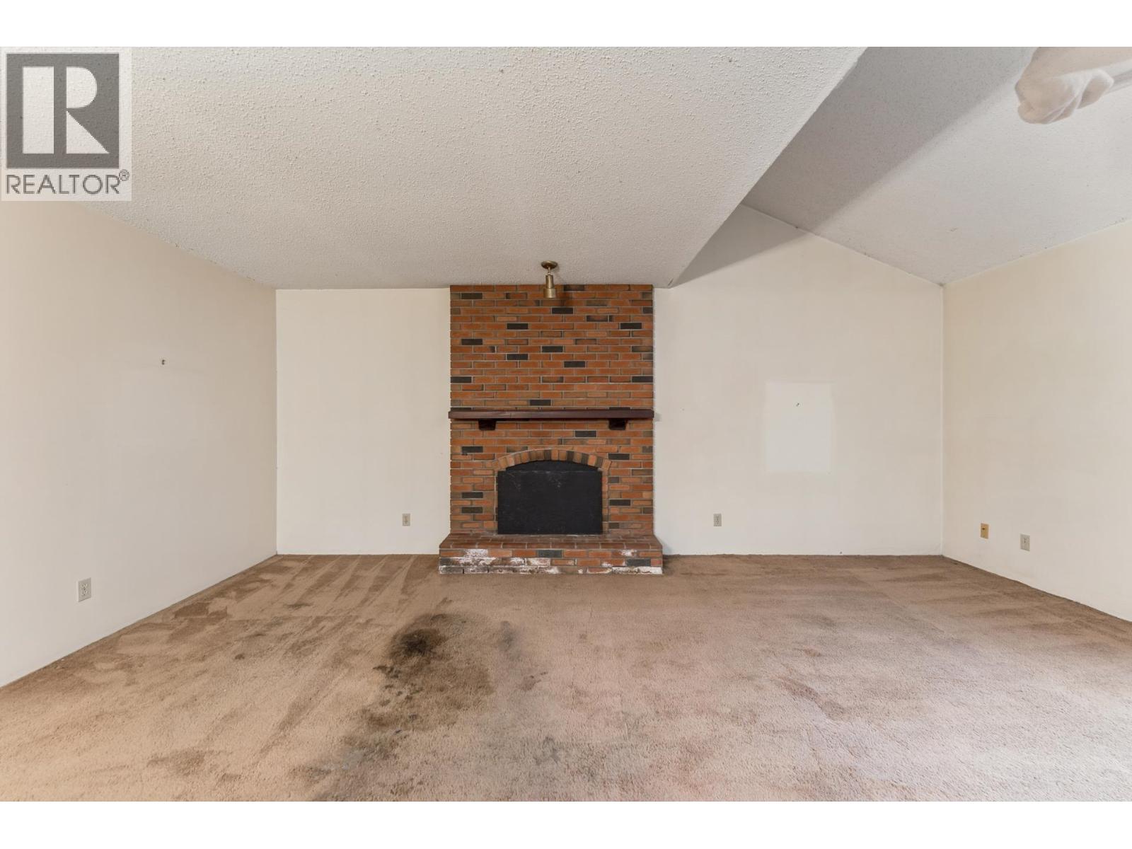 1494 Ross Road, North Vancouver, British Columbia  V7J 1V2 - Photo 5 - R3082677