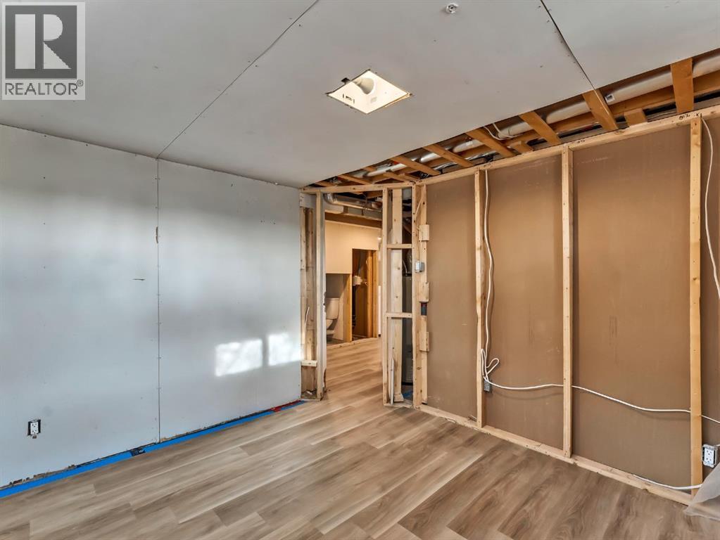 198 1 Street Ne, Medicine Hat, Alberta  T1A 5K3 - Photo 30 - A2279465