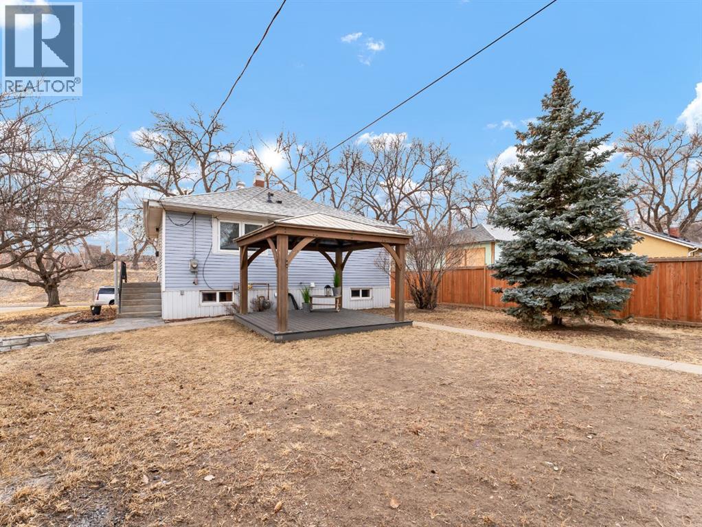 198 1 Street Ne, Medicine Hat, Alberta  T1A 5K3 - Photo 40 - A2279465