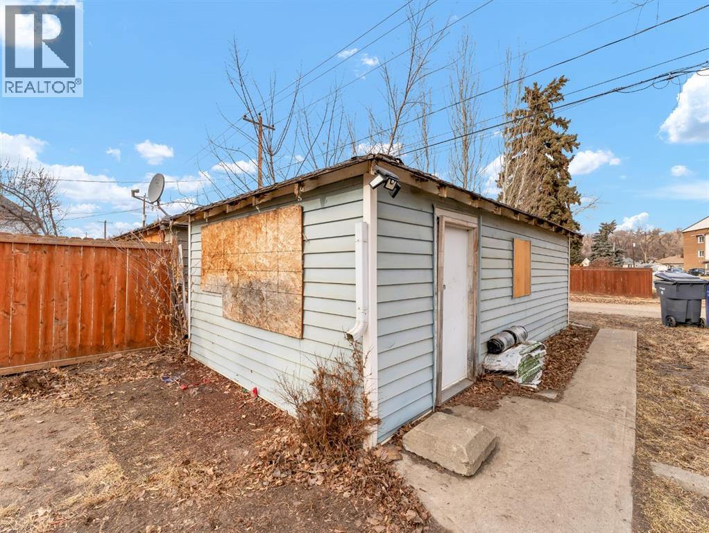 198 1 Street Ne, Medicine Hat, Alberta  T1A 5K3 - Photo 44 - A2279465