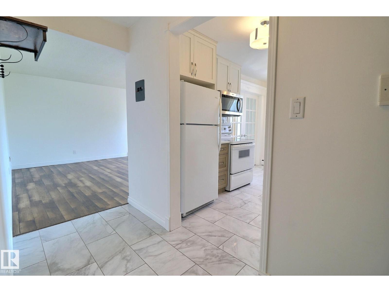 #304 11907 81 St Nw, Edmonton, Alberta  T5B 2S7 - Photo 3 - E4470927