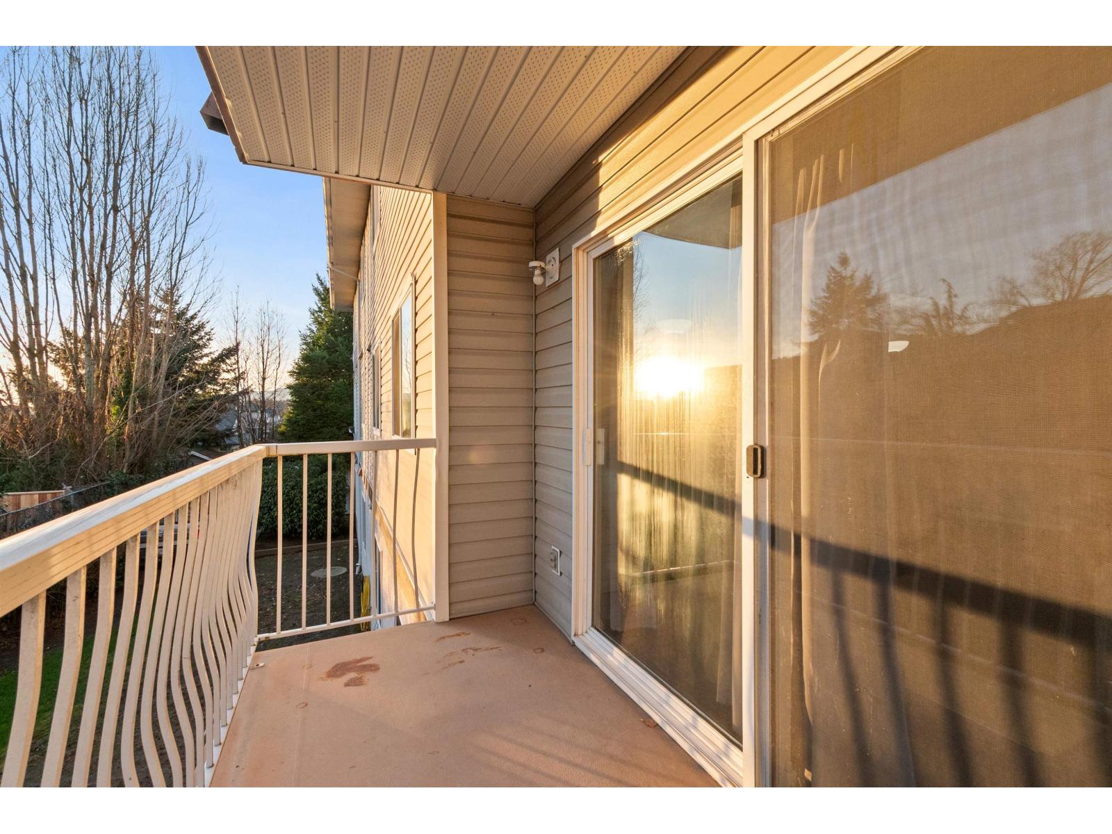 208 45222 Watson Road, Garrison Crossing, Chilliwack, British Columbia  V2R 3J4 - Photo 22 - R3082490