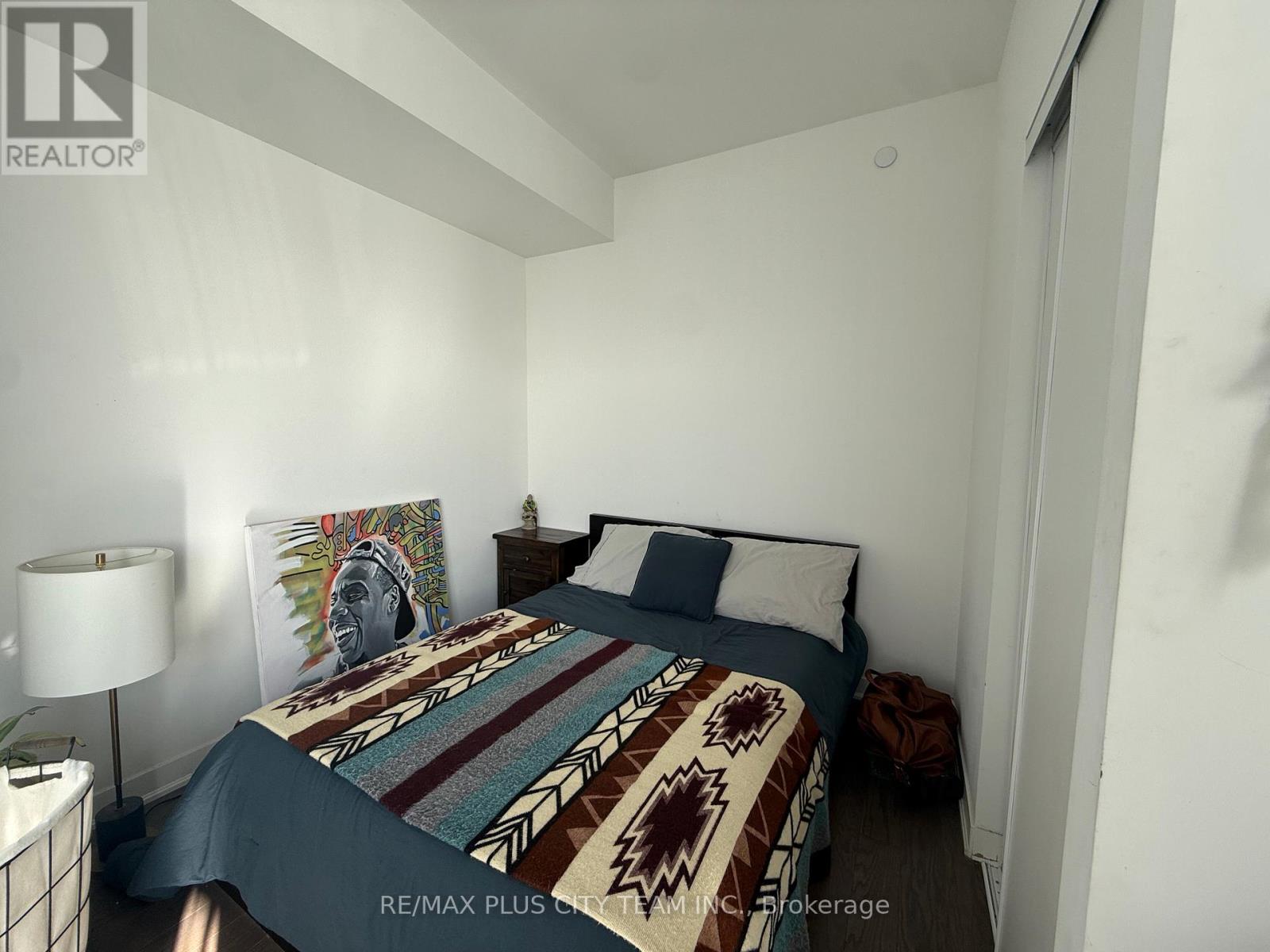 6401 - 88 Harbour Street, Toronto, Ontario  M5J 1B7 - Photo 8 - C12725946