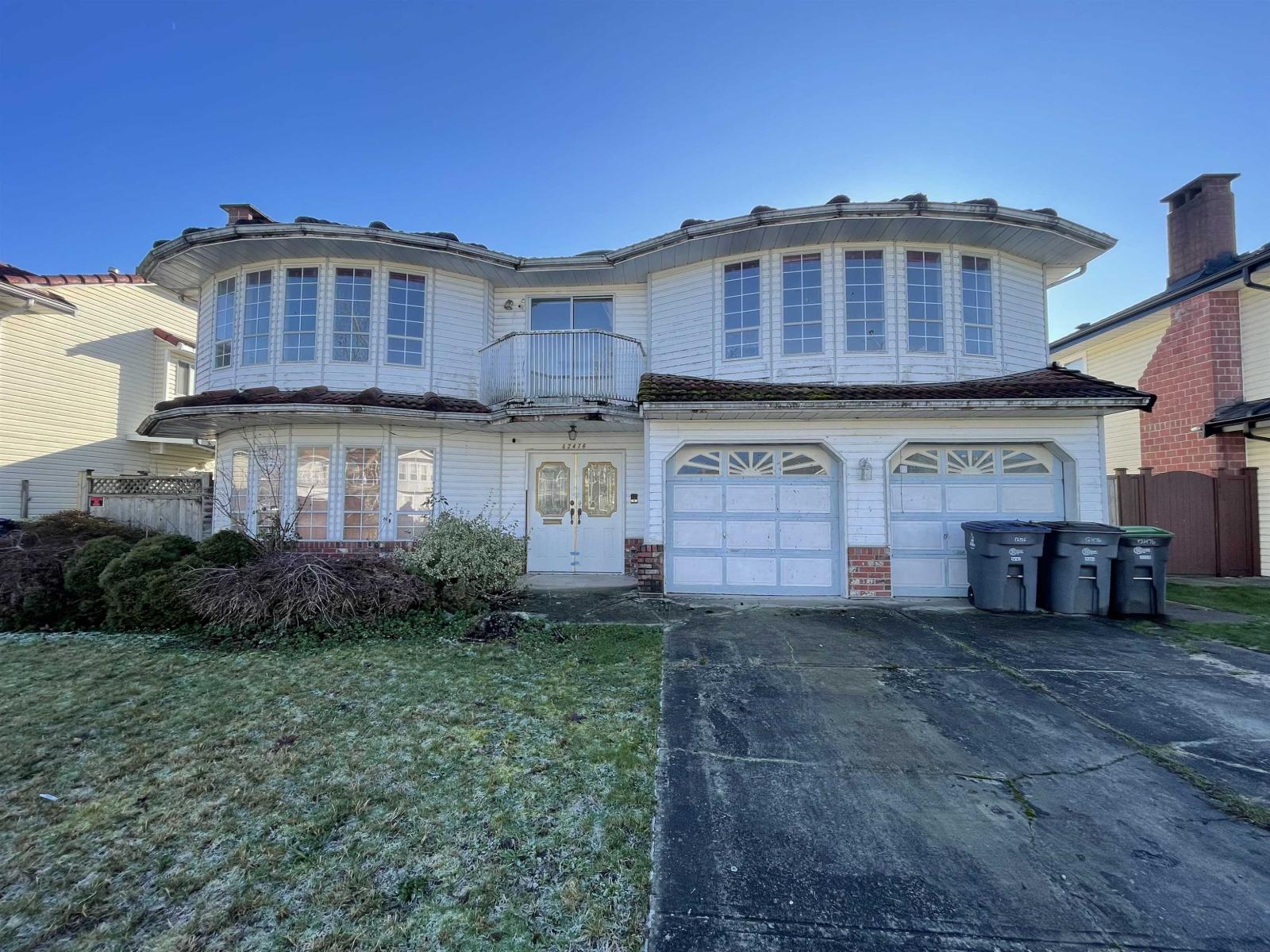 12476 75a Avenue, Surrey, British Columbia  V3W 0M3 - Photo 1 - R3082602