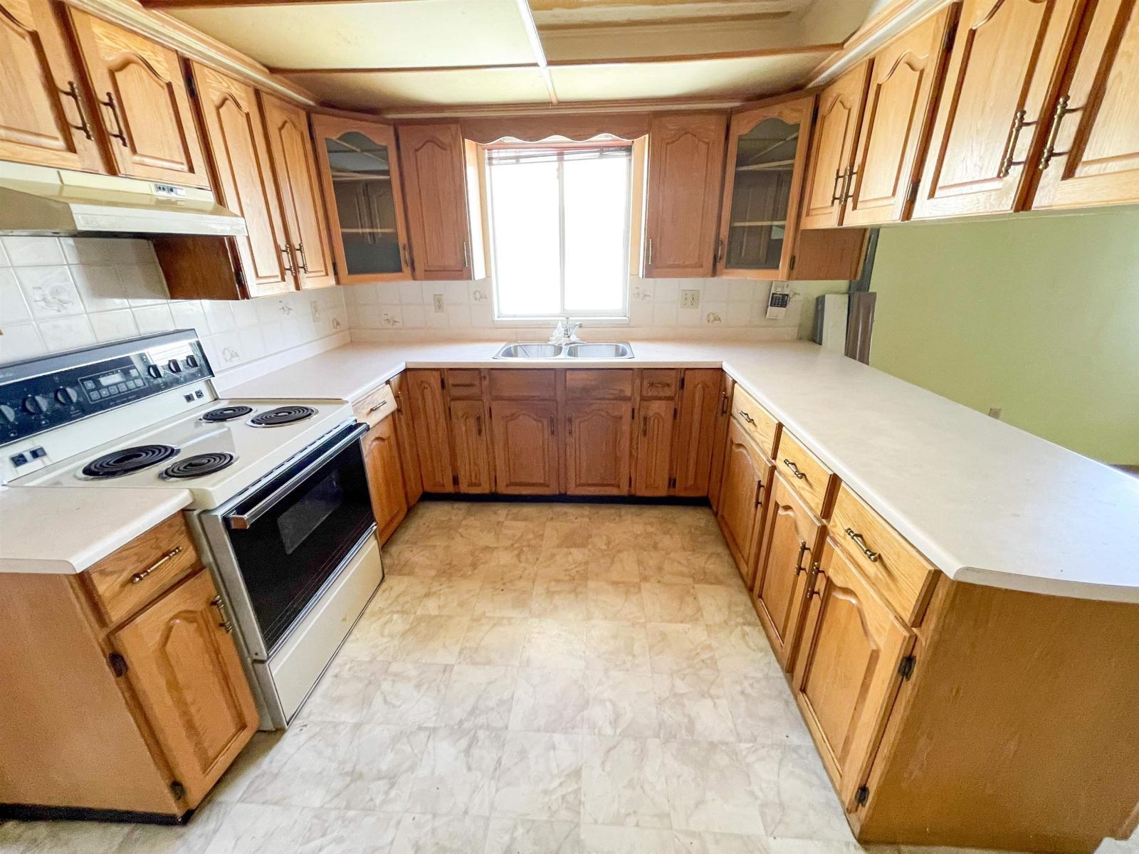 12476 75a Avenue, Surrey, British Columbia  V3W 0M3 - Photo 3 - R3082602