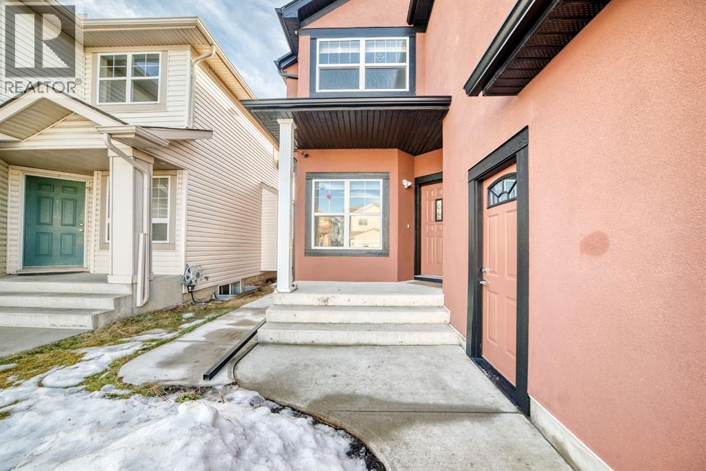 70 Martha's Meadow Close Ne, Calgary, Alberta  T3J 4N7 - Photo 3 - A2278902