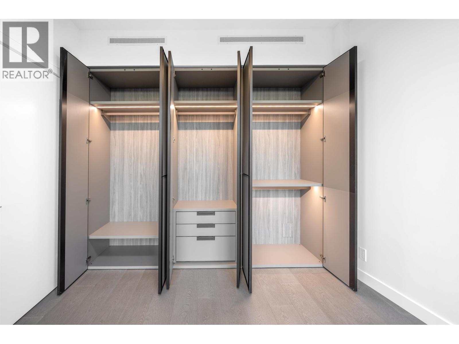 3101 1500 Fern Street, North Vancouver, British Columbia  V7J 0E6 - Photo 23 - R3082617